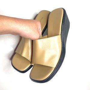 Hillard & Hanson Square Toe Wedge Sandals